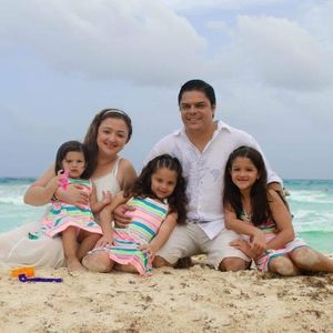 Meet your Posher, Cecilio